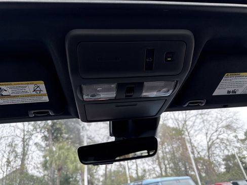 Used 2024 Nissan Frontier PRO-4X w/ Pro Premium Package image 17