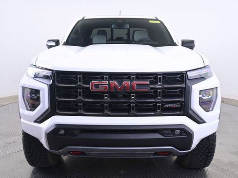 Used 2026 GMC Canyon AT4X image 10