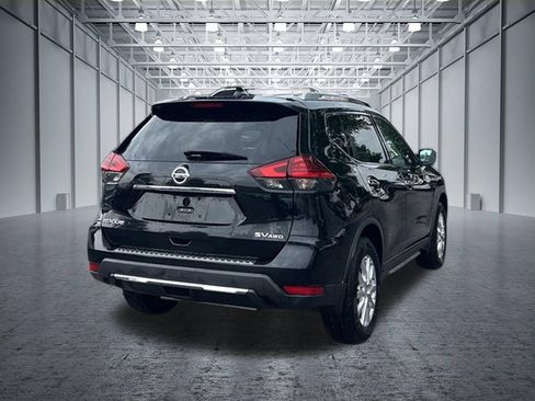 Used 2017 Nissan Rogue SV AWD/4WD image 21