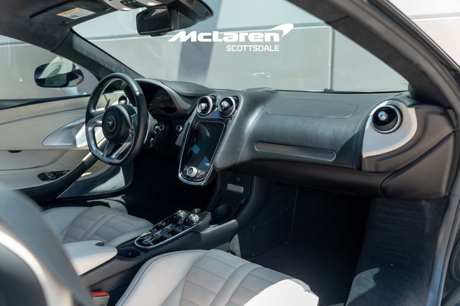 Used 2025 McLaren GTS RWD image 17
