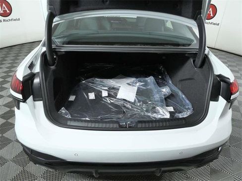 New 2026 Audi A6 Premium Plus image 10