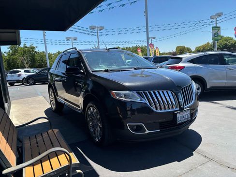 Used 2015 Lincoln MKX AWD w/ Equipment Group 101A image 2