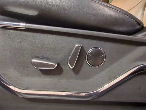 Used 2023 Ford F150 Lariat w/ Equipment Group 502A High image 12