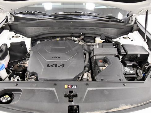 Certified 2022 Kia Telluride SX w/ SX Prestige Package image 12