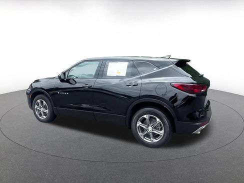 Used 2026 Chevrolet Blazer LT FWD image 10