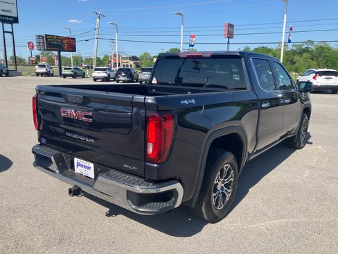Used 2024 GMC Sierra 1500 SLT AWD/4WD image 7
