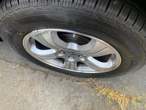 Used 2014 Honda Pilot EX-L image 11