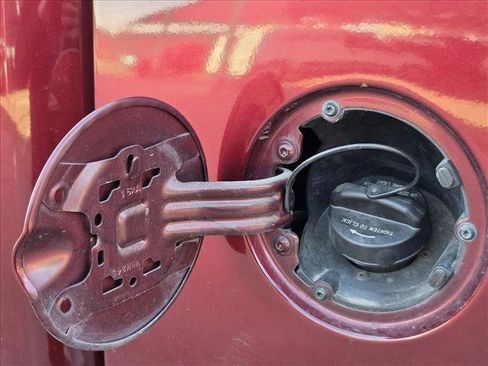 Used 2017 RAM 1500 Lone Star image 13