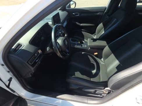 Used 2022 Honda Civic Sport image 13