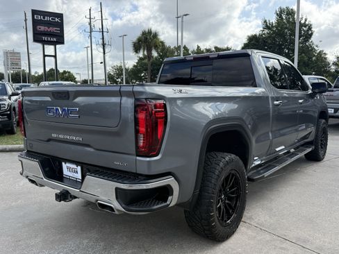 Used 2021 GMC Sierra 1500 SLT AWD/4WD image 5
