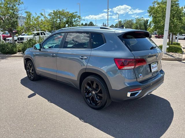 Used 2022 Volkswagen Taos SE AWD/4WD image 4