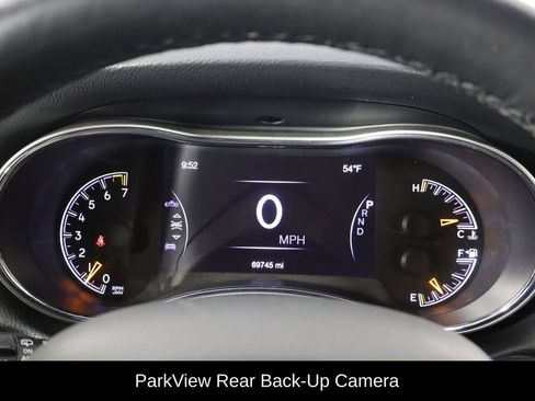 Used 2022 Jeep Grand Cherokee Limited image 11