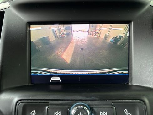 Used 2021 GMC Terrain SLE w/ Driver Convenience Package image 32