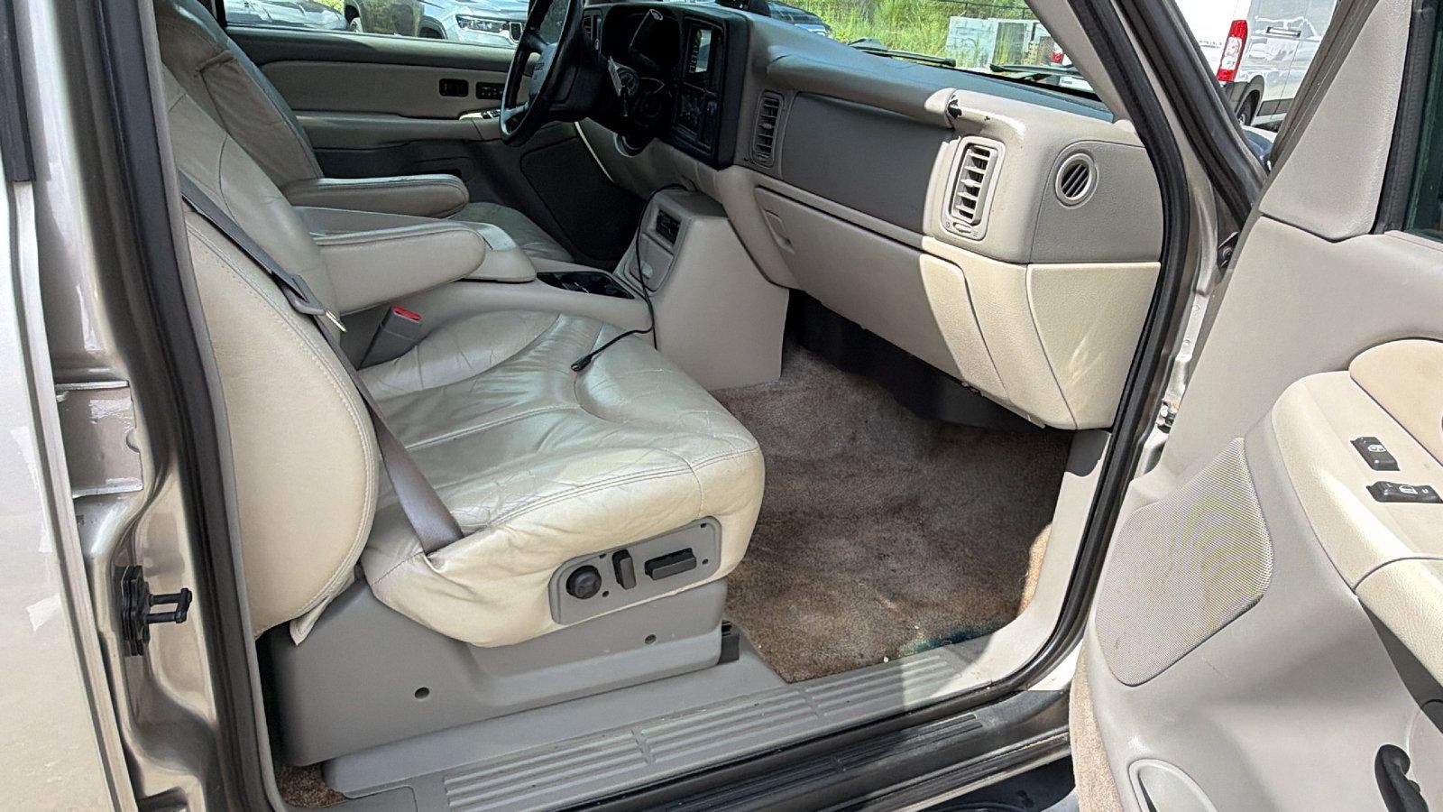 Used 2002 GMC Yukon XL SLT RWD image 18