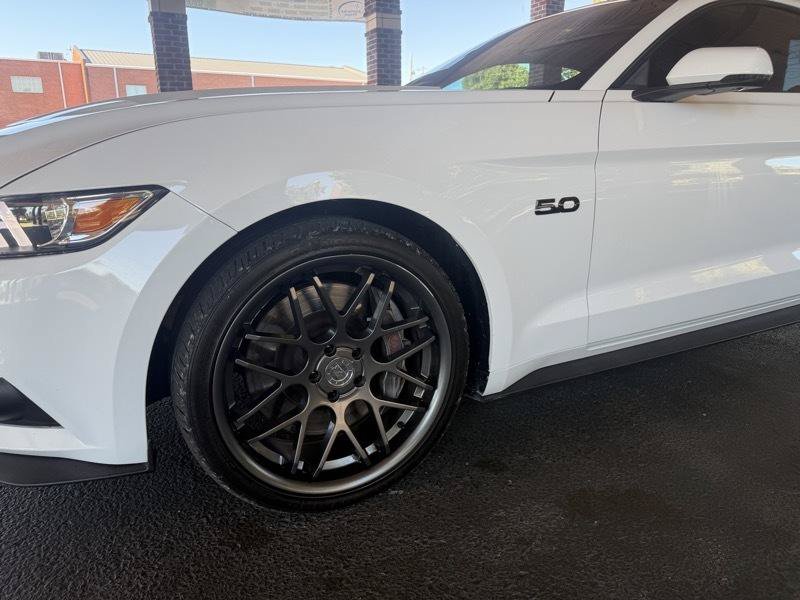 Used 2016 Ford Mustang GT Premium w/ GT Performance Package RWD image 2