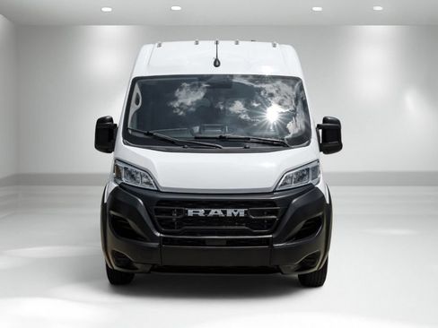 Used 2023 RAM ProMaster 2500 FWD image 4