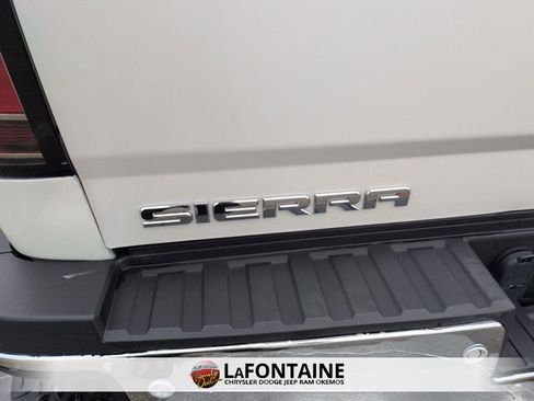 Used 2018 GMC Sierra 1500 Denali AWD/4WD image 10