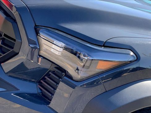 New 2026 Toyota Tacoma TRD Off-Road AWD/4WD image 13