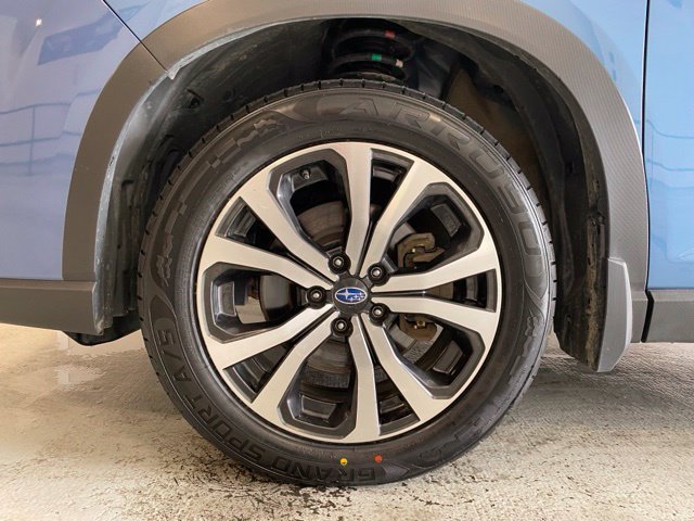 Certified 2023 Subaru Forester Limited AWD/4WD image 5