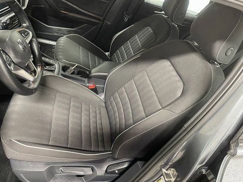 Used 2024 Volkswagen Jetta Sport image 12