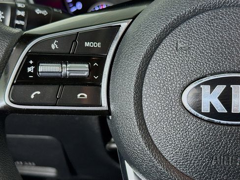 Used 2019 Kia Optima LX image 13