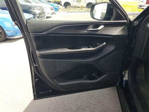 Used 2023 Jeep Grand Cherokee L Altitude image 12