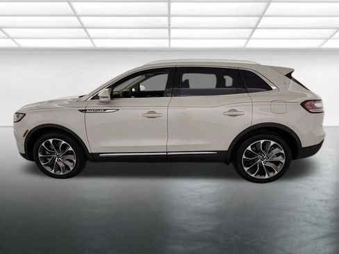 Used 2023 Lincoln Nautilus Reserve w/ Equipment Group 201A image 4