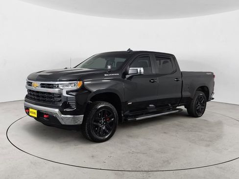 Used 2024 Chevrolet Silverado 1500 LT image 1