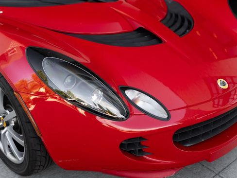 Used 2005 Lotus Elise RWD image 6