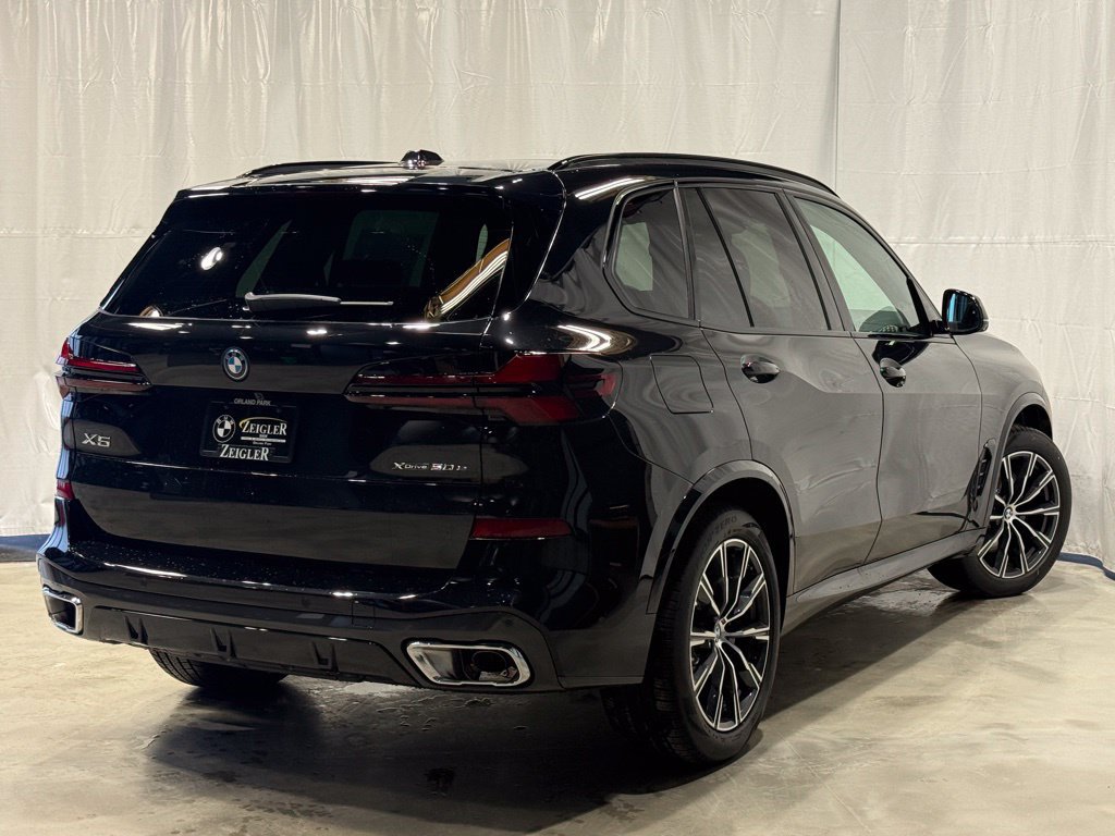 Used 2026 BMW X5 xDrive50e w/ M Sport Package AWD/4WD image 6