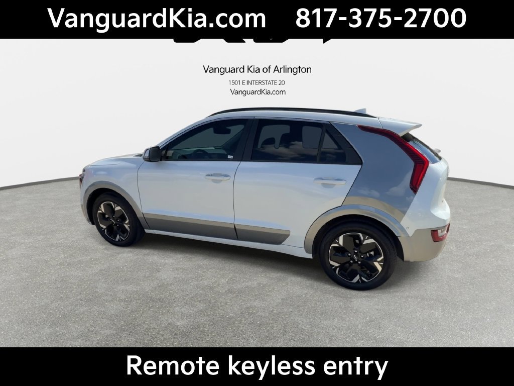 Certified 2023 Kia Niro Wave FWD image 7
