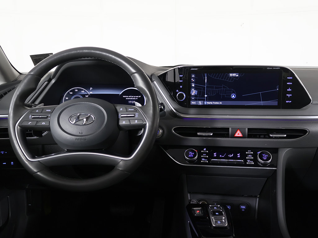 Certified 2023 Hyundai Sonata Limited FWD image 39