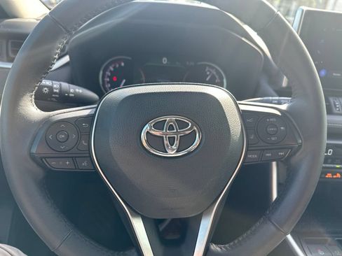 Used 2023 Toyota RAV4 XLE Premium FWD image 15