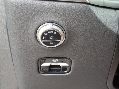 Certified 2024 Mercedes-Benz GLC 300 4MATIC image 22