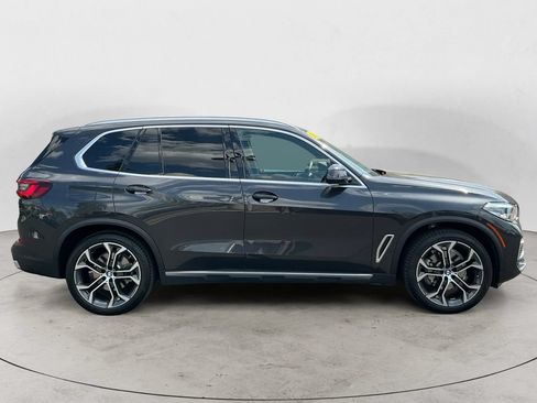 Used 2023 BMW X5 xDrive40i w/ Premium Package AWD/4WD image 4