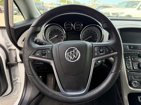 Used 2014 Buick Verano FWD image 11