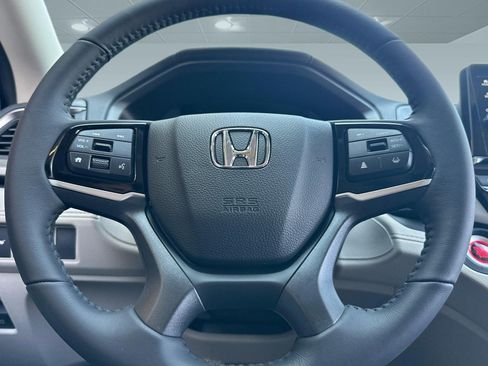 New 2026 Honda Odyssey EX-L image 15