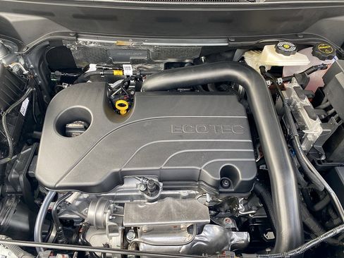 New 2026 Chevrolet Equinox RS w/ Safety and Technology Package FWD image 29