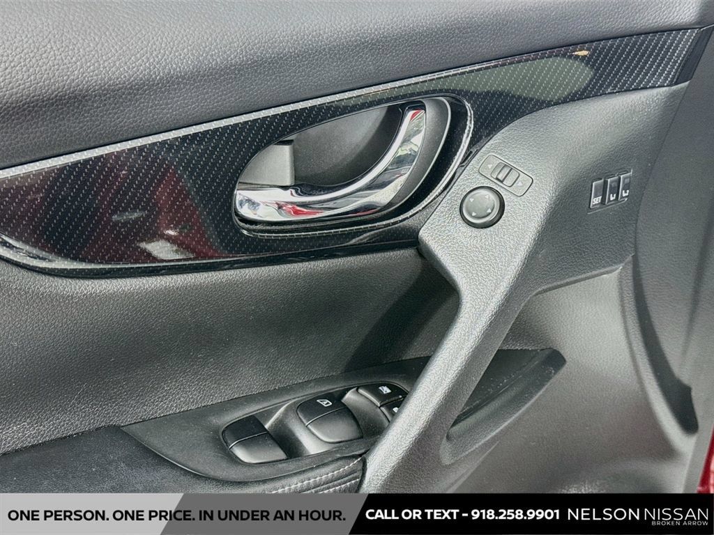 Certified 2020 Nissan Rogue SL w/ Premium Package AWD/4WD image 18