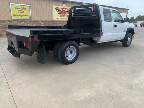 Used 2003 Chevrolet Silverado 3500 4x4 Extended Cab w/ Skid Plate Package image 2
