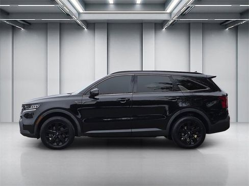 Used 2021 Kia Sorento S image 7