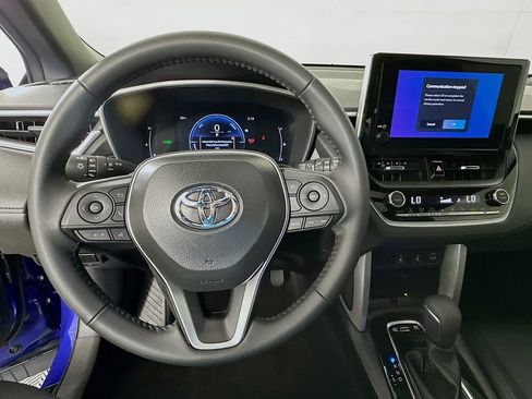 Used 2025 Toyota Corolla Cross AWD Hybrid w/ Convenience Package image 11