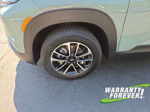New 2026 Chevrolet TrailBlazer LT w/ Convenience Package AWD/4WD image 18