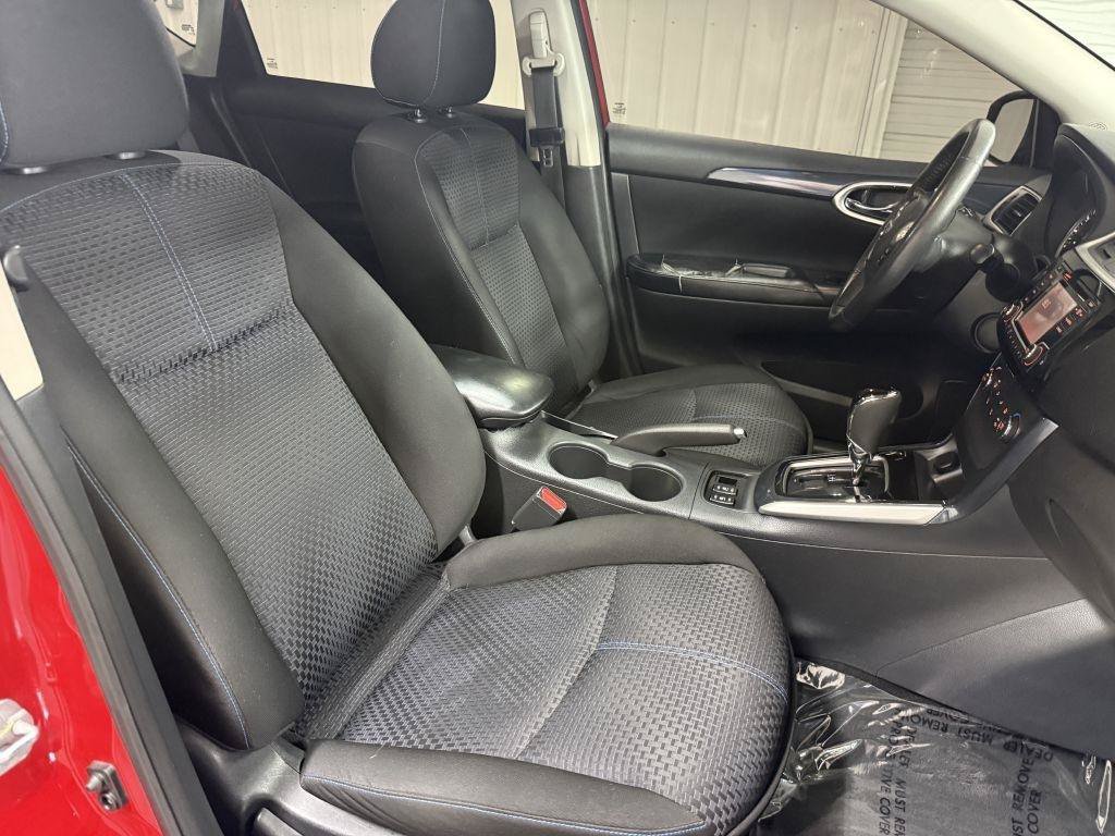 Used 2017 Nissan Sentra SR Turbo FWD image 30