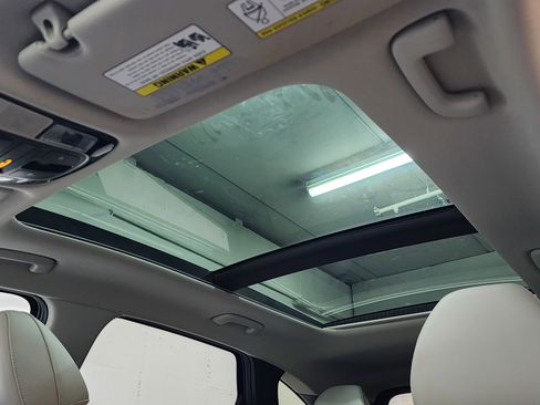 Used 2023 Hyundai Tucson Limited image 22