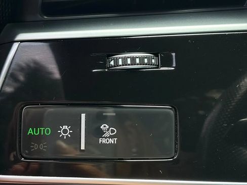 Used 2020 Audi SQ7 Prestige w/ Prestige Package AWD/4WD image 23