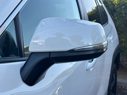 Used 2022 Toyota RAV4 Adventure w/ Convenience Package AWD/4WD image 7