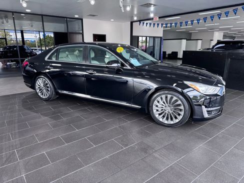 Used 2017 Genesis G90 3.3T Premium image 6