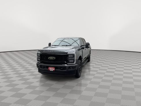 New 2026 Ford F250 XLT w/ XLT Premium Package AWD/4WD image 36