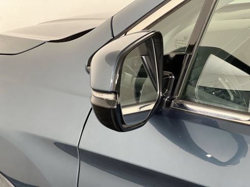 Used 2019 Honda Pilot Touring image 6